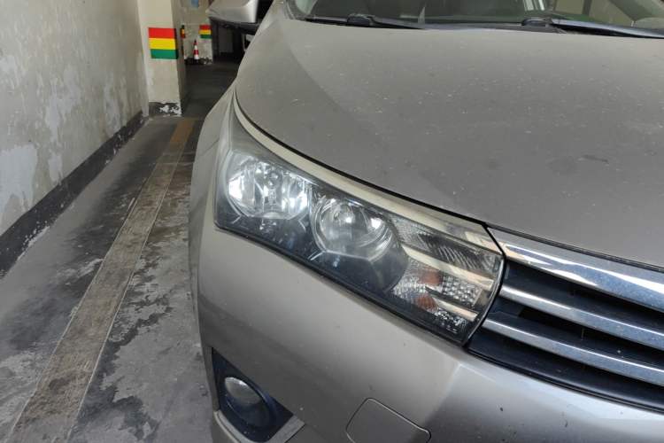 Used Toyota Corolla 2017 1.6L CVT GL Right Front Headlight