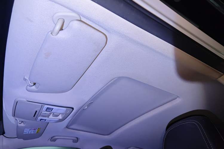 Used Geely Auto Emgrand GL 2017 1.3T DCT Elite Model
