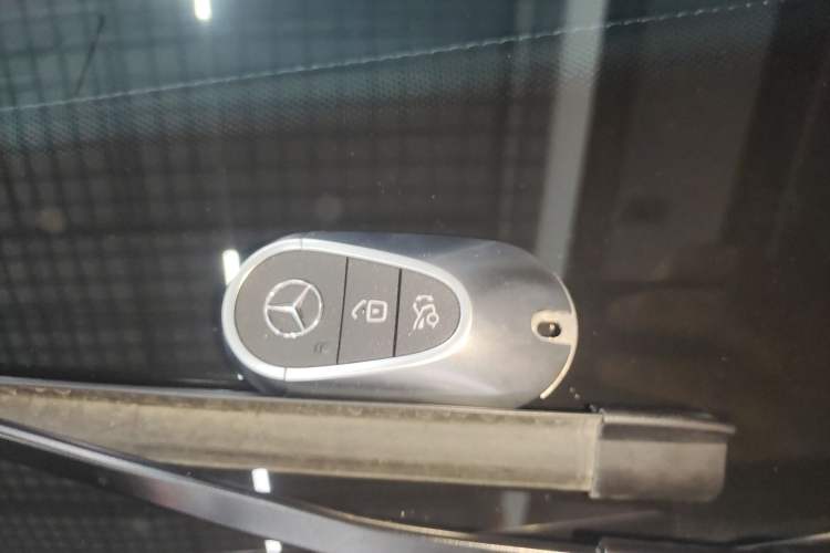 Used Mercedes-Benz C-Class 2025 Facelift C 260 L Sport Edition
