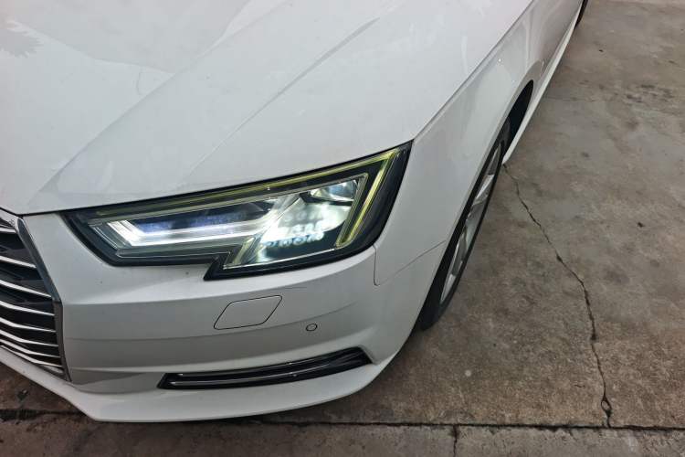 Used Audi A4L 2018 30th Anniversary Edition 40 TFSI Trendy Model Left Front Headlight