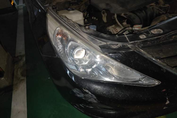 Used Hyundai Sonata 2011 2.0L Automatic Luxury Edition
