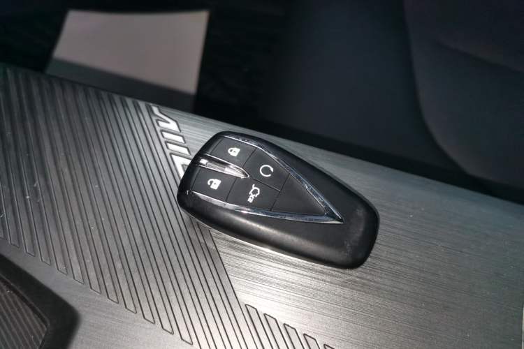 Used CHANGAN OSHAN Z6 New Energy 2023 ZhiDian iDD 150KM Flagship PLUS Vehicle Key