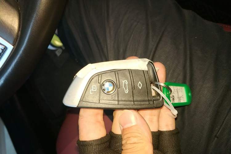 Used BMW 3 Series 2021 Facelifted 325Li M Sport Night Edition Package Vehicle Key