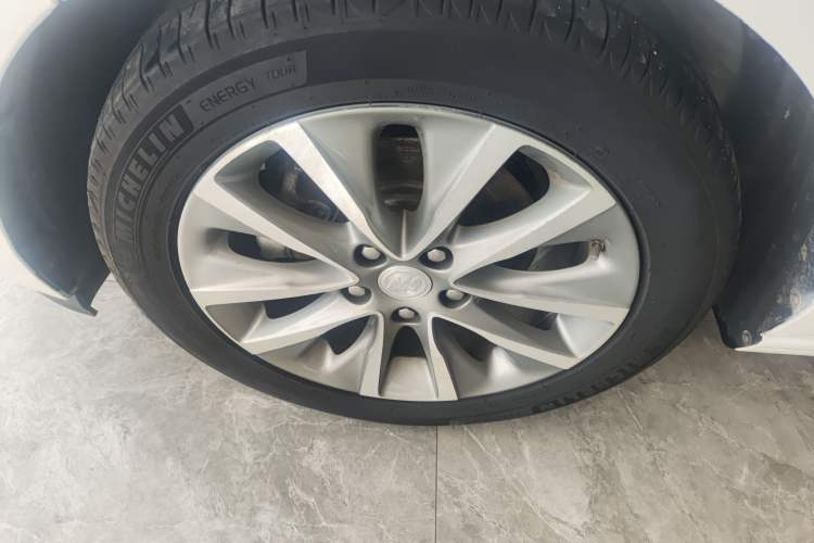 Used Buick GL6 2019 18T 5-Seater Connected Luxury Version China V Standard
