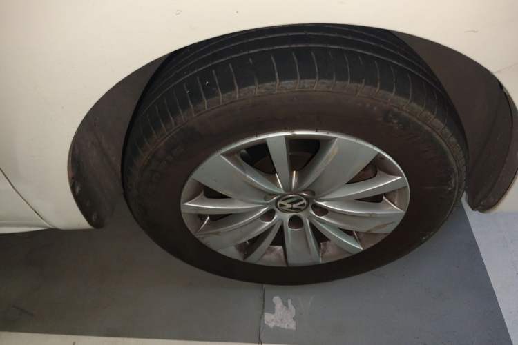 Used Volkswagen Sharan 2013 1.8TSI Standard Model
