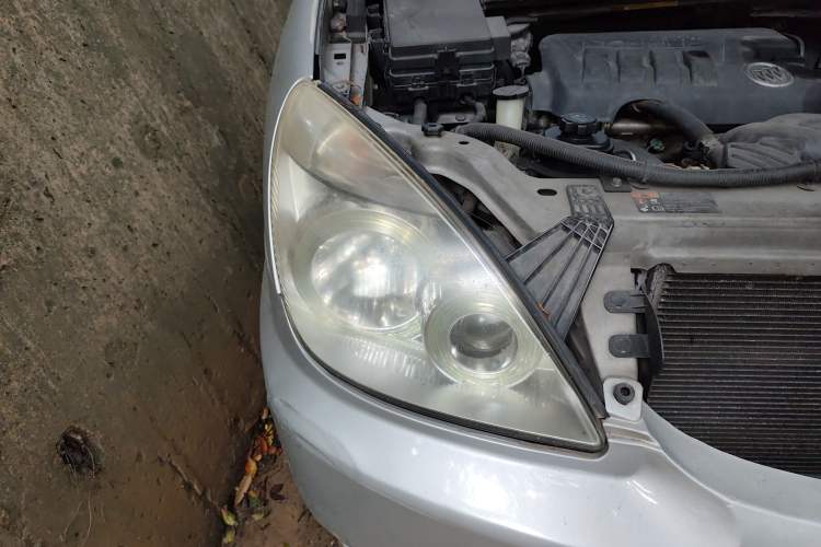 Used Buick GL8 2011 2.4L CT Comfort Edition
