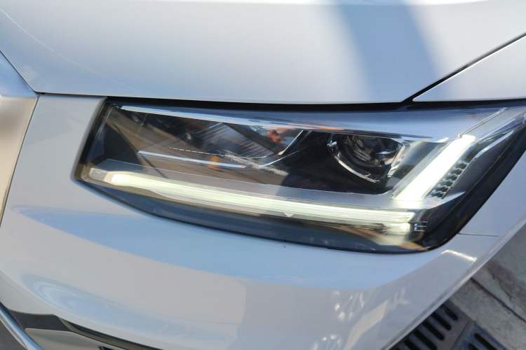 Used Audi Q2L 2021 35 TFSI Fashionable and Elegant Model
