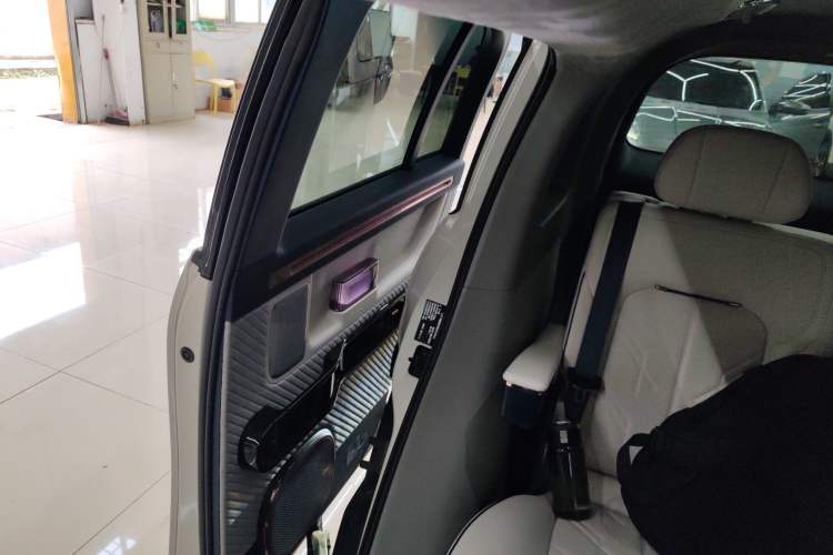 Used Zeekr MIX 2025 Long-Range Intelligent Driving Edition
