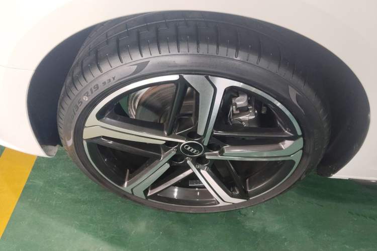 Used Audi A4L 2024 40 TFSI Luxury Dynamic Edition
