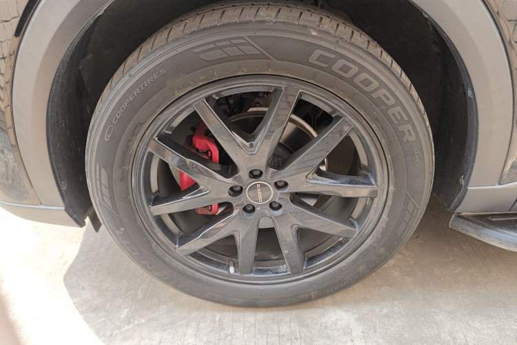 Used EXEED Stellar 2023 400T Four-Wheel Drive Deluxe Edition Left Front Wheel Hub