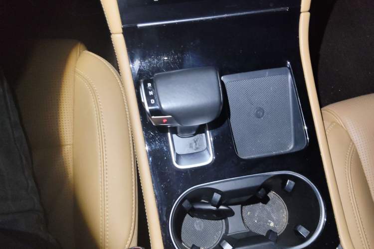 Used Li Auto ONE 2021 Extended-Range 6-Seater Version Gear Lever