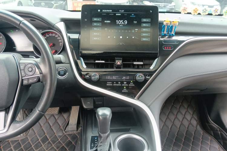 Used Toyota Camry 2022 2.0S Knight Edition Audio And AC Panel