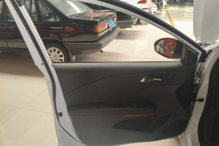 Used Chevrolet Monza 2019 RS 330T Automatic Comfort Edition China VI Standard