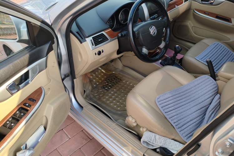 Used Buick Excelle 2013 1.5L Manual Luxury Model