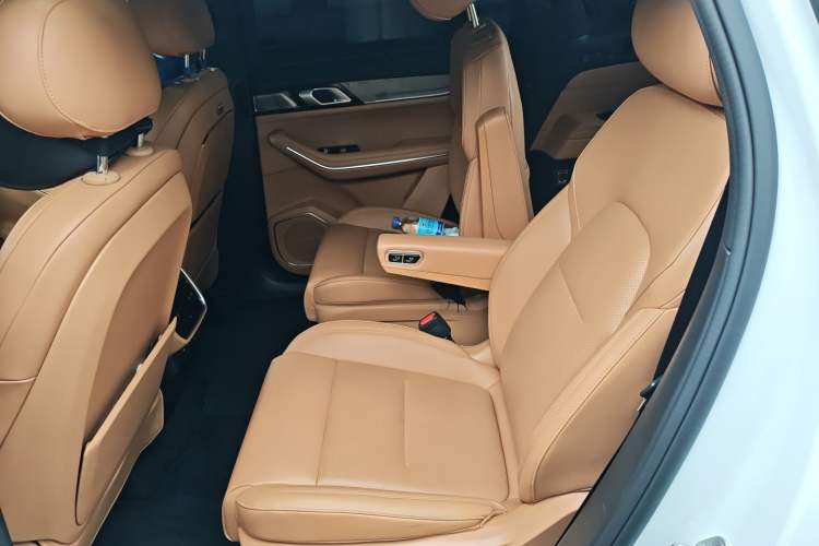 Used Lynk & Co 09 EM-P 2024 2.0TD EM-P Four-Wheel Drive ULTRA Six-Seater