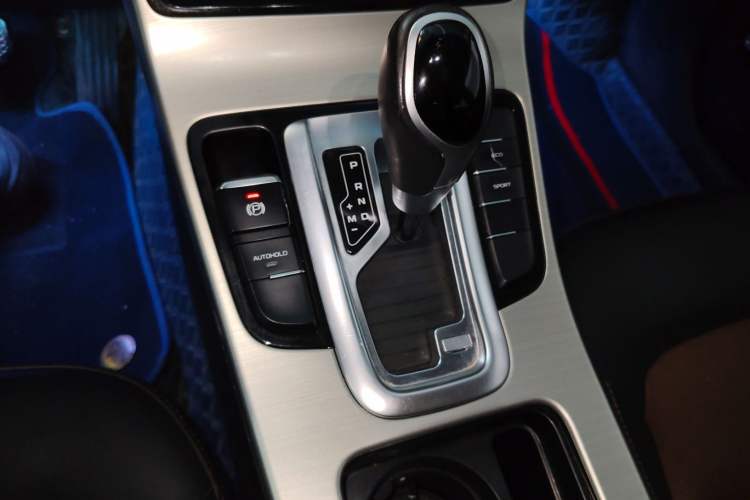 Used Geely Auto Emgrand GL 2017 1.3T DCT Luxury Model Gear Lever