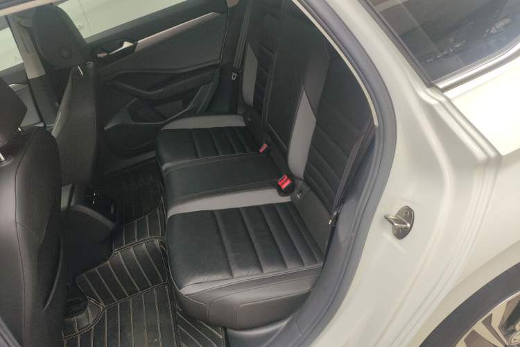 Used Volkswagen Sagitar 2022 280TSI DSG Flyover Edition Left Rear Seat