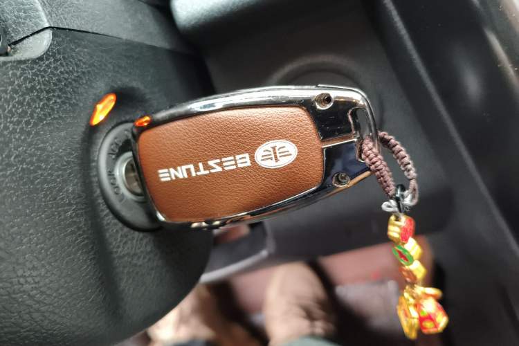 Used Bestune X80 2015 2.0L Automatic Comfort Anniversary Edition