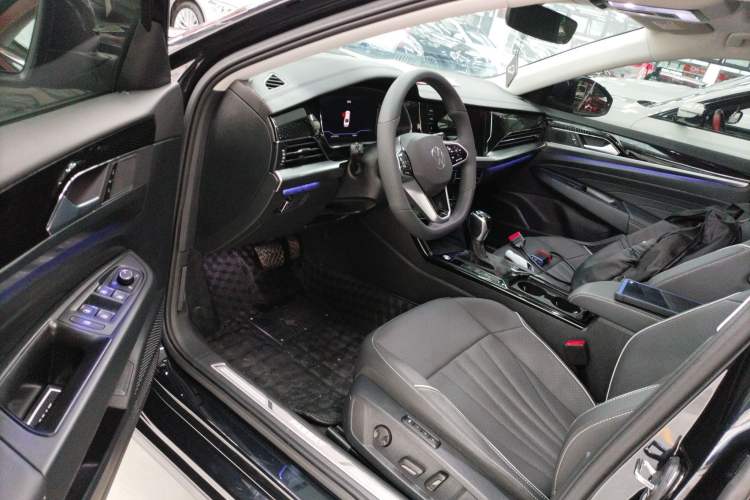 Used Volkswagen Passat 2024 380TSI Starry Dragon Edition