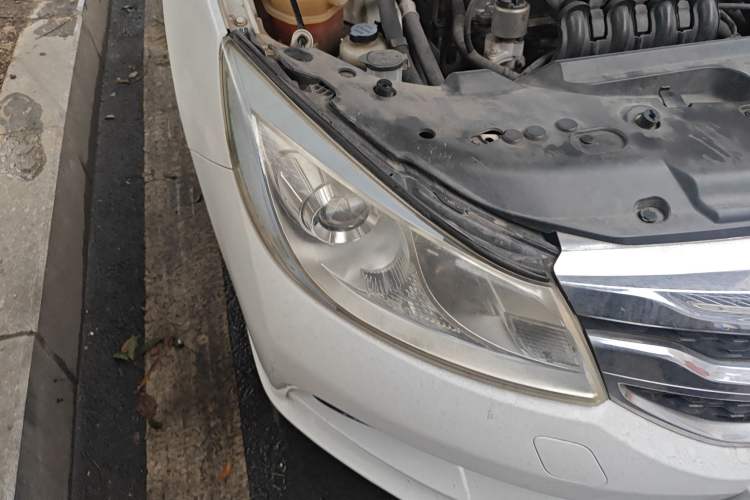 Used BYD Surui 2015 1.5L Manual Luxury Model
