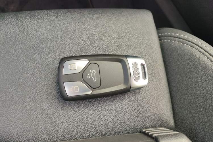 Used Audi Q5L 2022 45T Luxury Dynamic Model