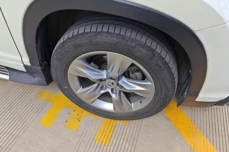 Used Toyota Highlander 2015 2.0T Four-Wheel Drive Luxury Edition 7-Seater
