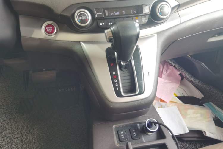 Used Honda CR-V 2013 2.4L two-wheel drive luxury version Gear Lever
