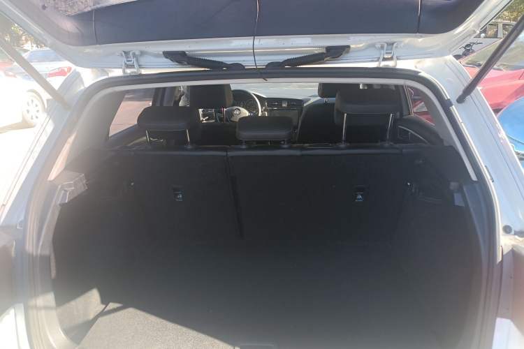 Used Volkswagen Golf 2018 1.6L Automatic Comfort Model
