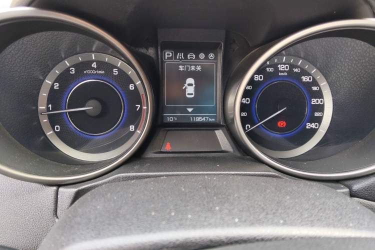 Used CHANGAN CS35 2017 1.6L Automatic Luxury Model Odometer Close Up
