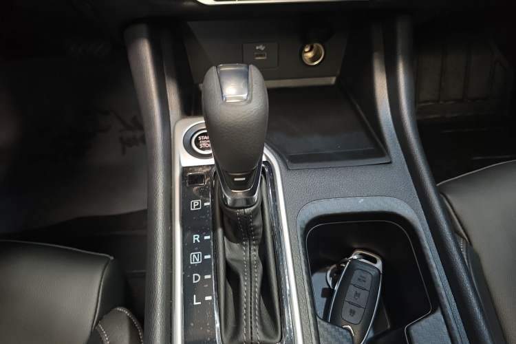 Used Nissan Sylphy 2026 Model 1.6L CVT Genuine Edition
