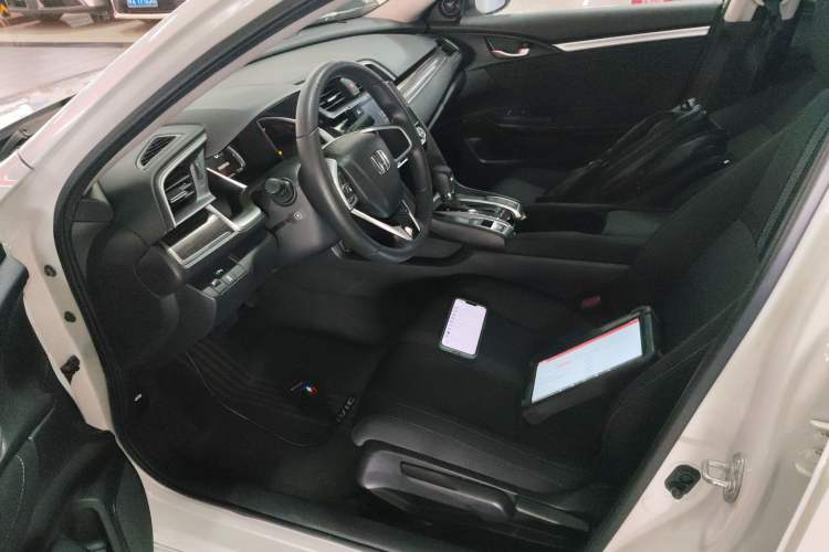 Used Honda Civic 2019 220TURBO CVT Dynamic Edition China VI Driver Seat