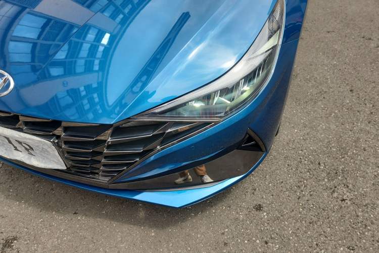 Used Hyundai Elantra 2021 1.5L CVT LUX Prestige Edition Left Front Headlight