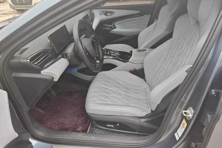 Used BYD Seal 2022 550 km Standard Range Rear-Wheel Drive Elite Version
