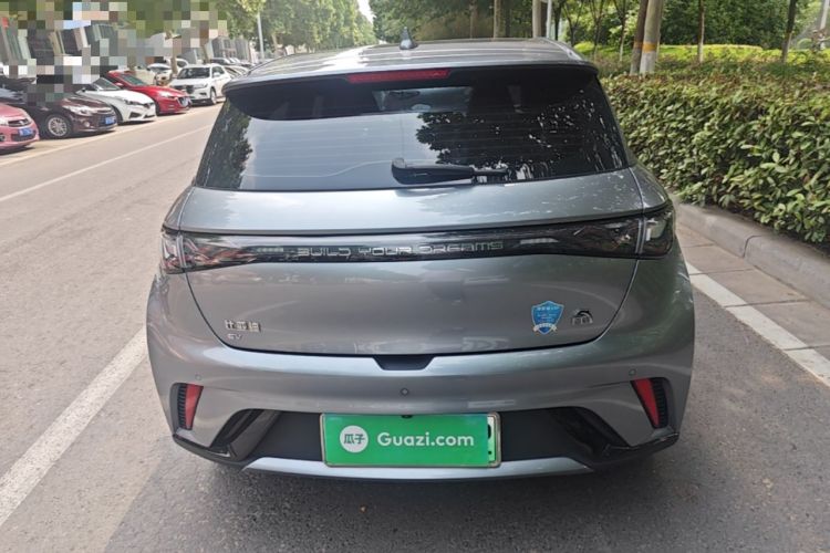 Used BYD Dolphin 2023 420 km Fashion Edition
