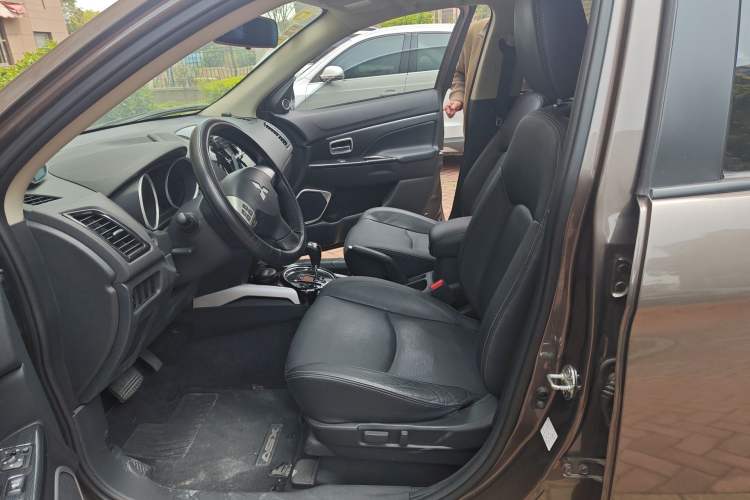 Used Mitsubishi ASX 2018 2.0L CVT Two-Wheel Drive Deluxe Edition
