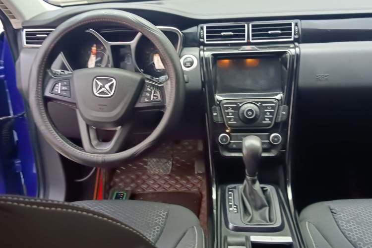 Used JMC Yusheng S330 2016 1.5L GTDi Automatic Two-Wheel Drive Comfort Edition