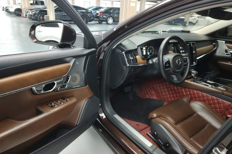 Used Volvo S90 2018 T5 Prestige Edition
