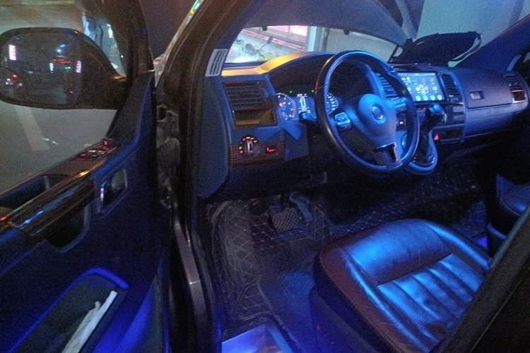 Used Volkswagen Caravelle 2014 2.0 TSI Four-Wheel Drive Comfort Edition Driver Seat