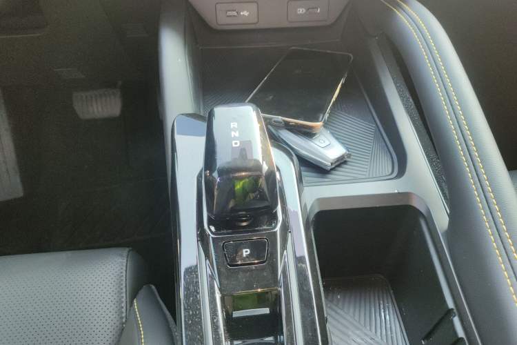 Used Geely Auto Coolray 2025 Bin Yue L 1.5TD DCT Star Diamond