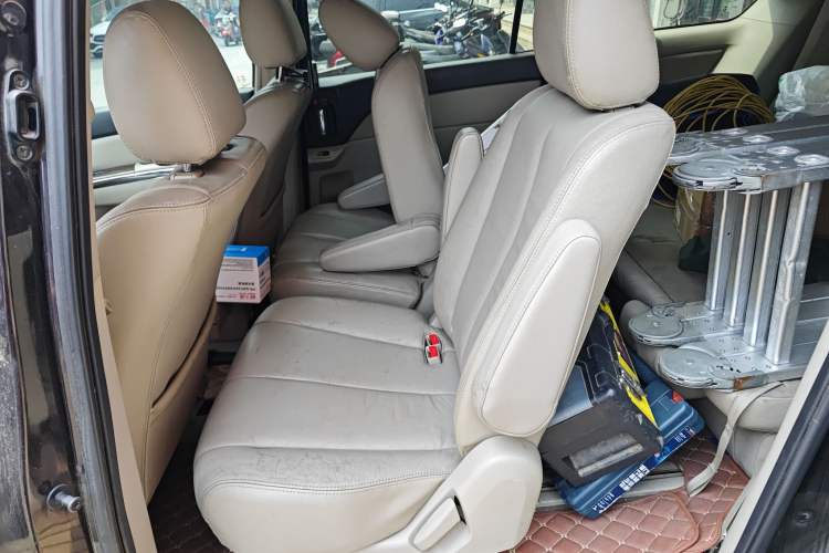 Used Mazda 8 2013 2.5L Deluxe Edition Left Rear Seat