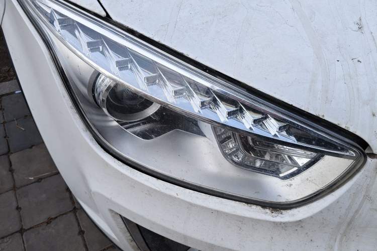 Used Bestune X80 2013 2.0L manual luxury version