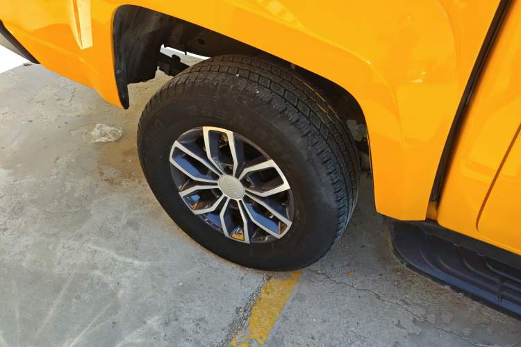 Used JMC Yuhu EV 2022 4x2 LX JX1032PSEF5BEV Exterior 5