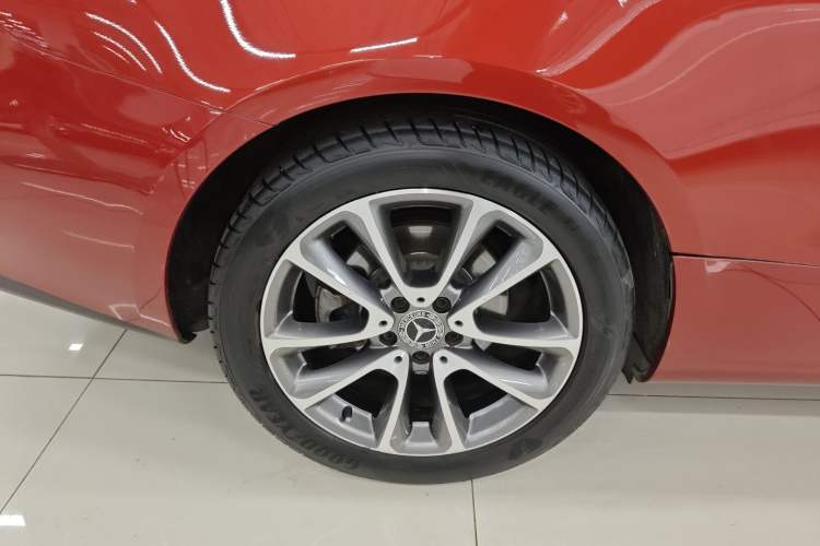 Used Mercedes-Benz E-Class 2019 E 200 Coupe Right Rear Wheel Hub