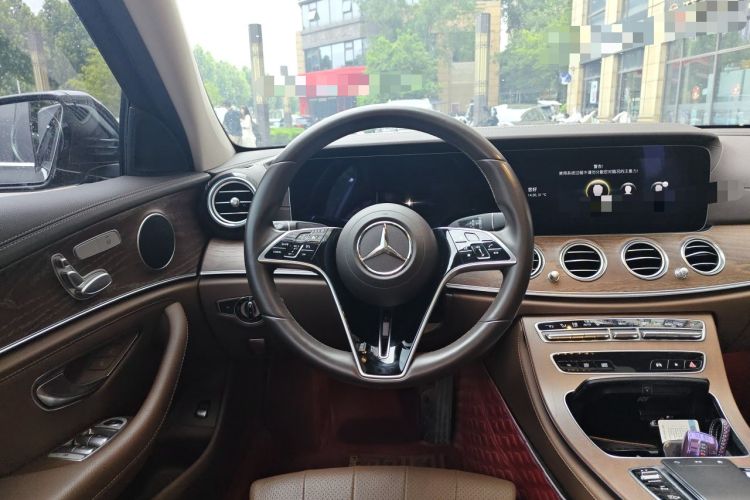 Used Mercedes-Benz E-Class 2023 E 260 L
