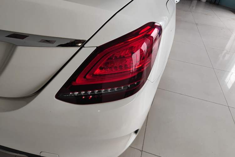 Used Mercedes-Benz C-Class 2019 C 260 L Sport Edition Right Rear Taillight
