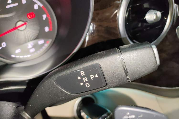 Used Mercedes-Benz V-Class 2016 V 260 Prestige Edition
