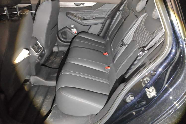 Used Dongfeng Aeolus Yixuan MAX 2021 1.5T Super Cool Dad Edition
