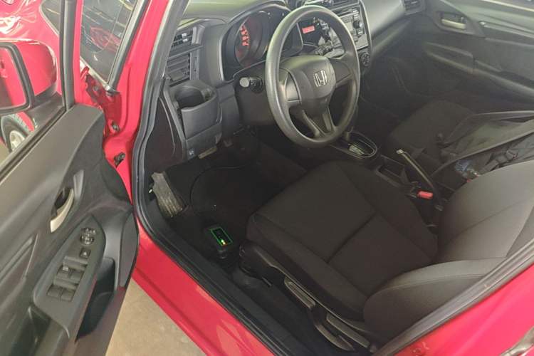 Used Honda Fit 2016 1.5L LX CVT Comfort Model
