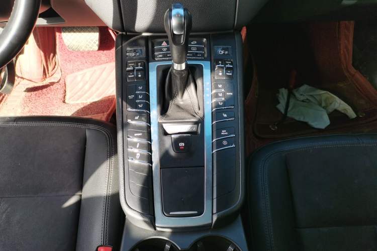 Used Porsche Macan 2014 Macan 2.0T
