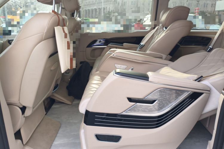 Used Mercedes-Benz V-Class 2016 V 260 L Prestige Extended Edition